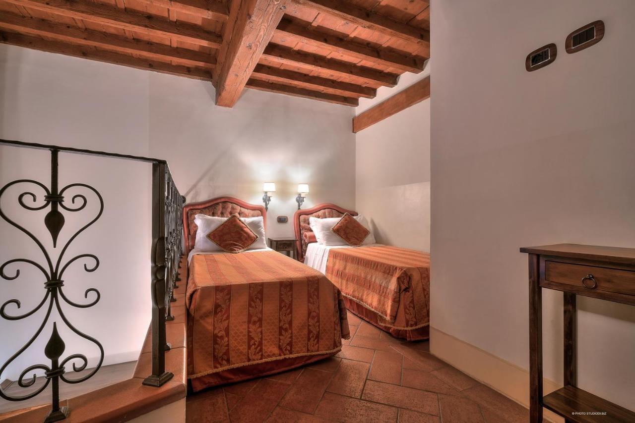 First Of Florence Extérieur photo