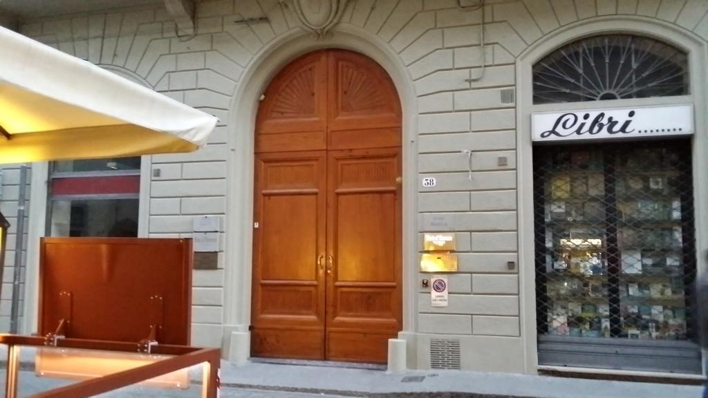 First Of Florence Extérieur photo